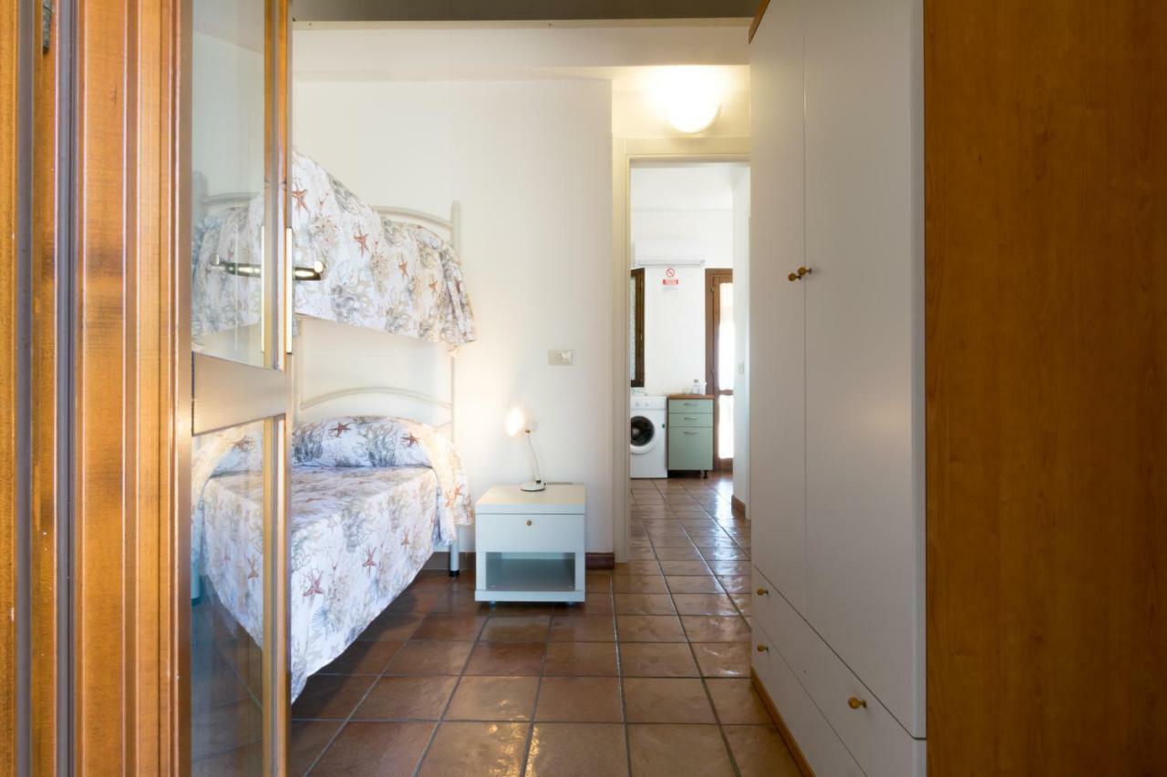 ボーザ・マリーナ Residenza Solemarヴィラ エクステリア 写真